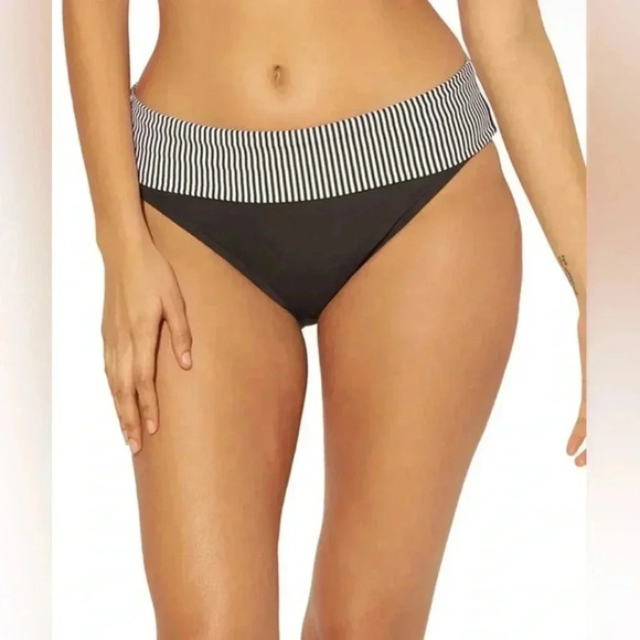 Bleu Rod Beattie Kore Tie Front Cap Sleeve Crop Swim Top and Bottom Size 14 - Picture 4 of 8